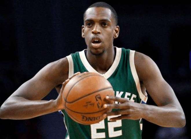 进攻端无往 进攻端无往