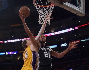 這背後的關 這背後的關